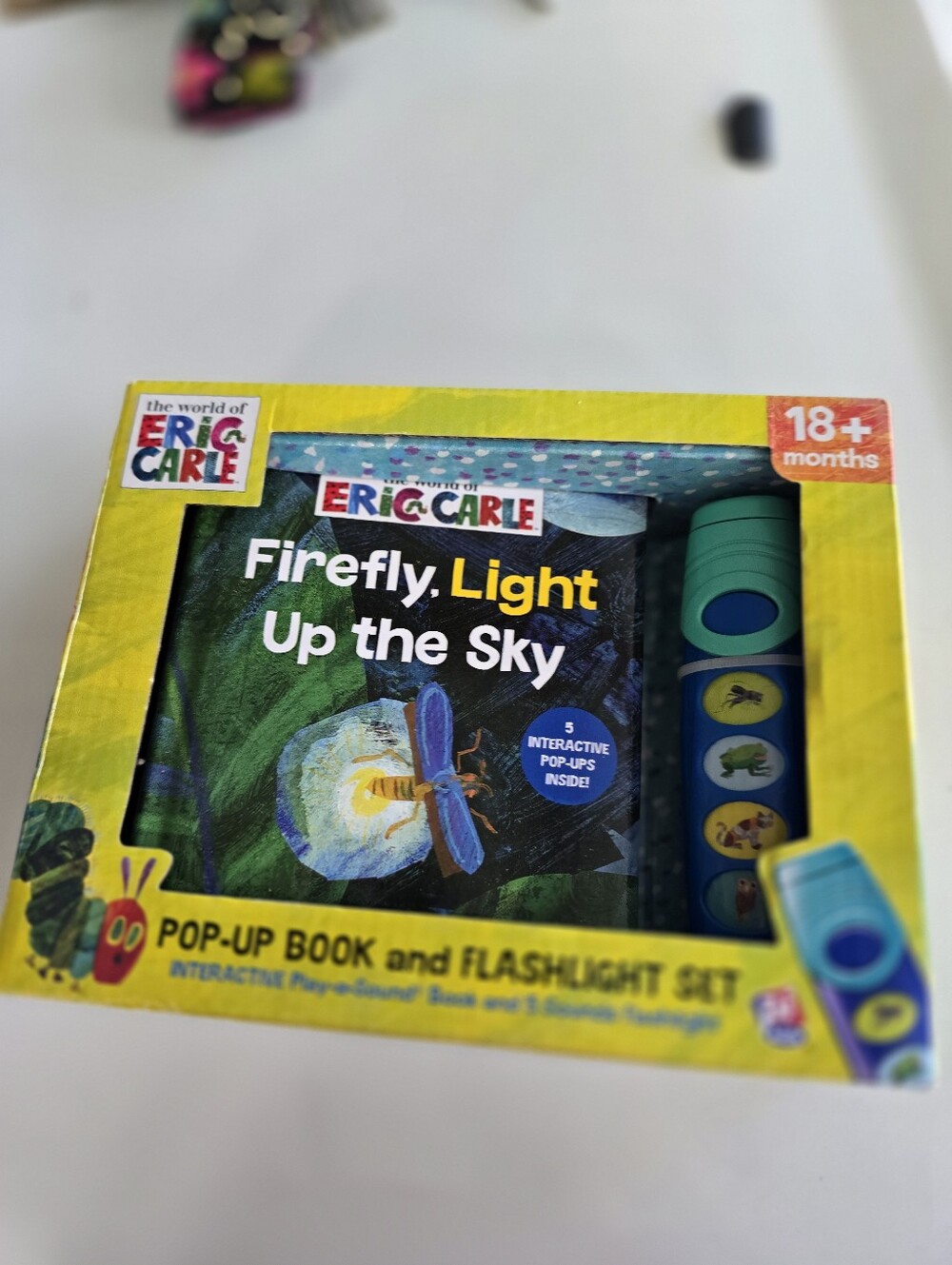 New Eric Carle Firefly Light Up The Sky Book Flashlight Set